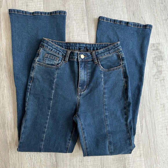 NWOT Split Hem Flare High Waisted Stretch Denim Jeans - Picture 6 of 7